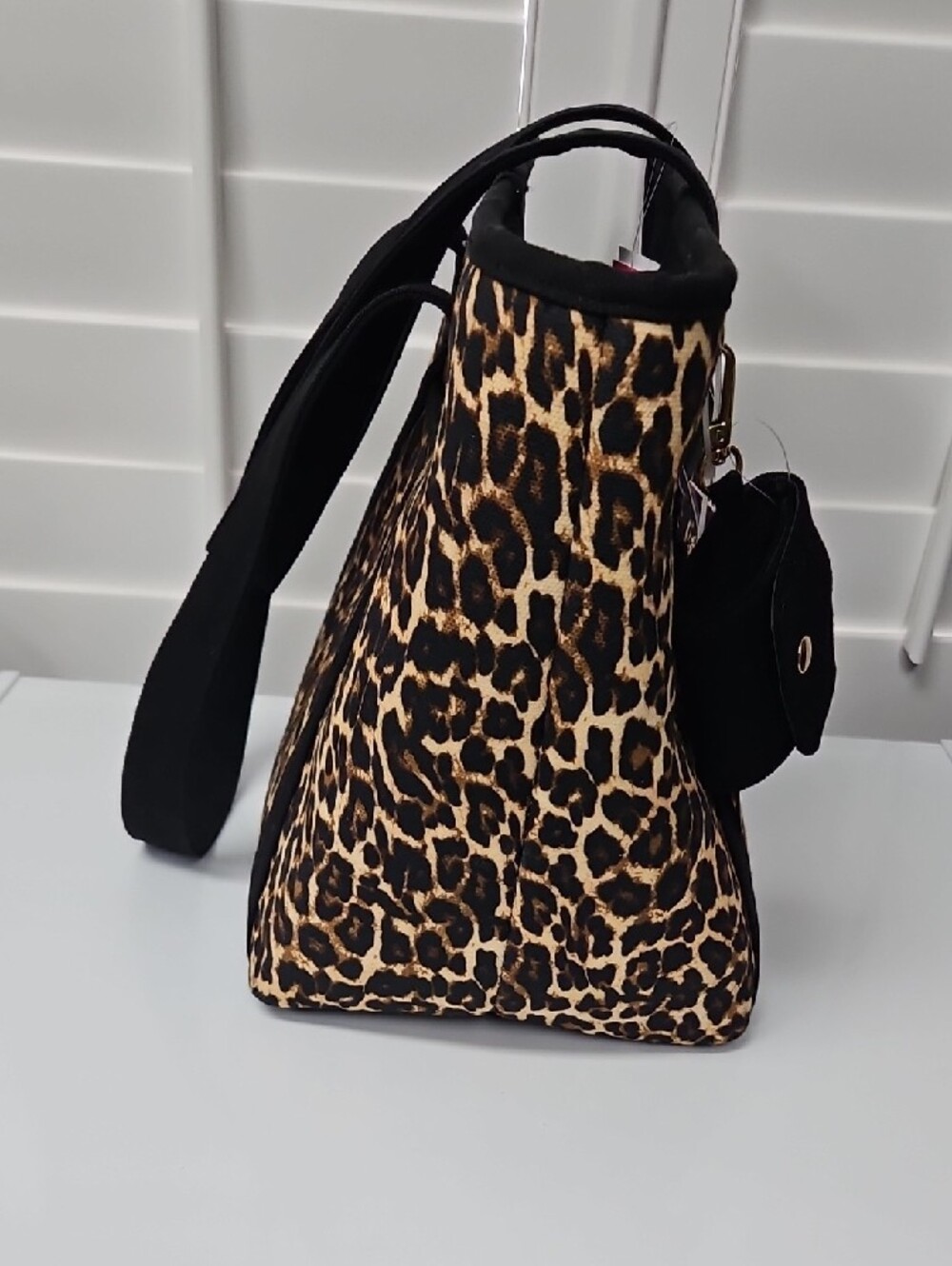 Betsey Johnson Leopard-Print Pet Carrier Tote - Black & Tan - Picture 7 of 8